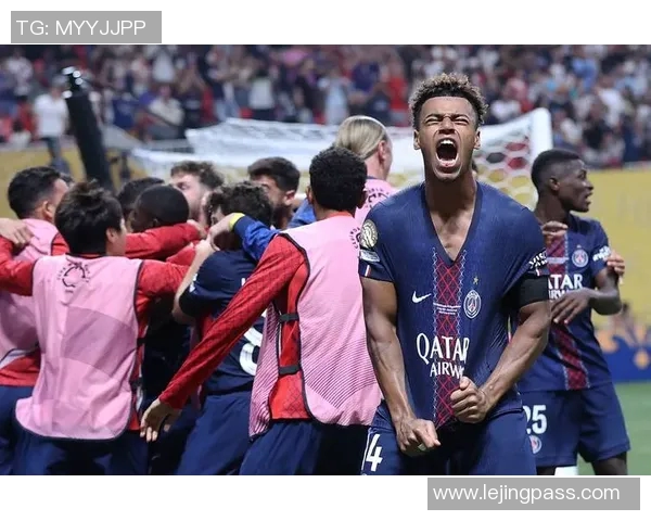 英超盛宴巴黎圣日耳曼大胜里昂乌龙球成比赛转折点战术解析