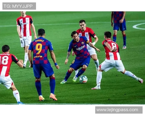 西甲精彩对决AC米兰与里昂战成平局逆转瞬间点燃全场激情