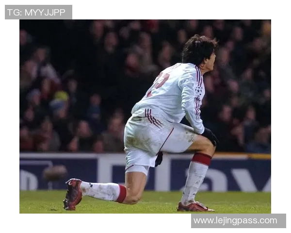 世界杯激战AC米兰与曼联平局补时进球引发转会热议全场沸腾