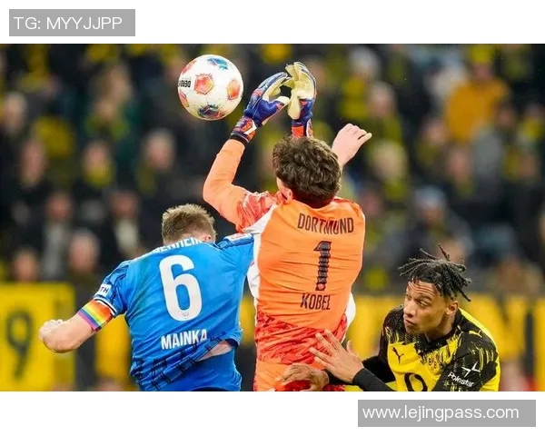 友谊赛精彩回顾:多特蒙德点球大战险胜拜仁引发全场狂欢