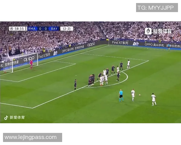 英超激战:里昂与皇马战成平局绝杀时刻震撼全场解析