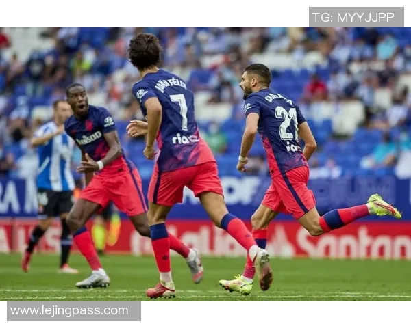 中超激战本菲卡大胜巴萨红牌事件引发全场热议赛后点评分析