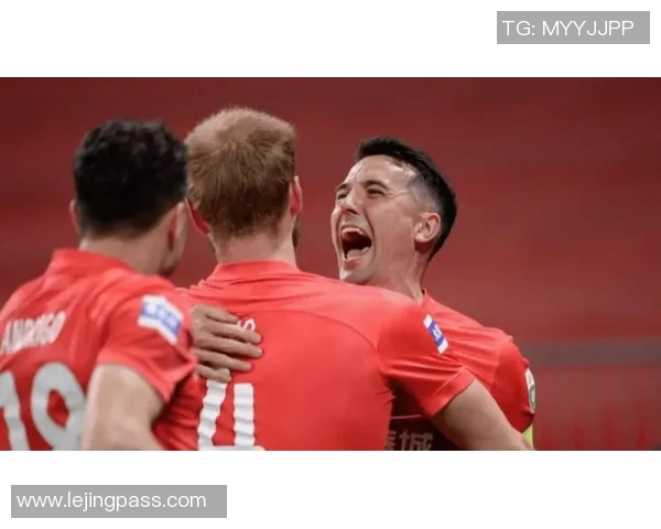 中超激战：马竞大胜曼联红牌争议引发全场热议